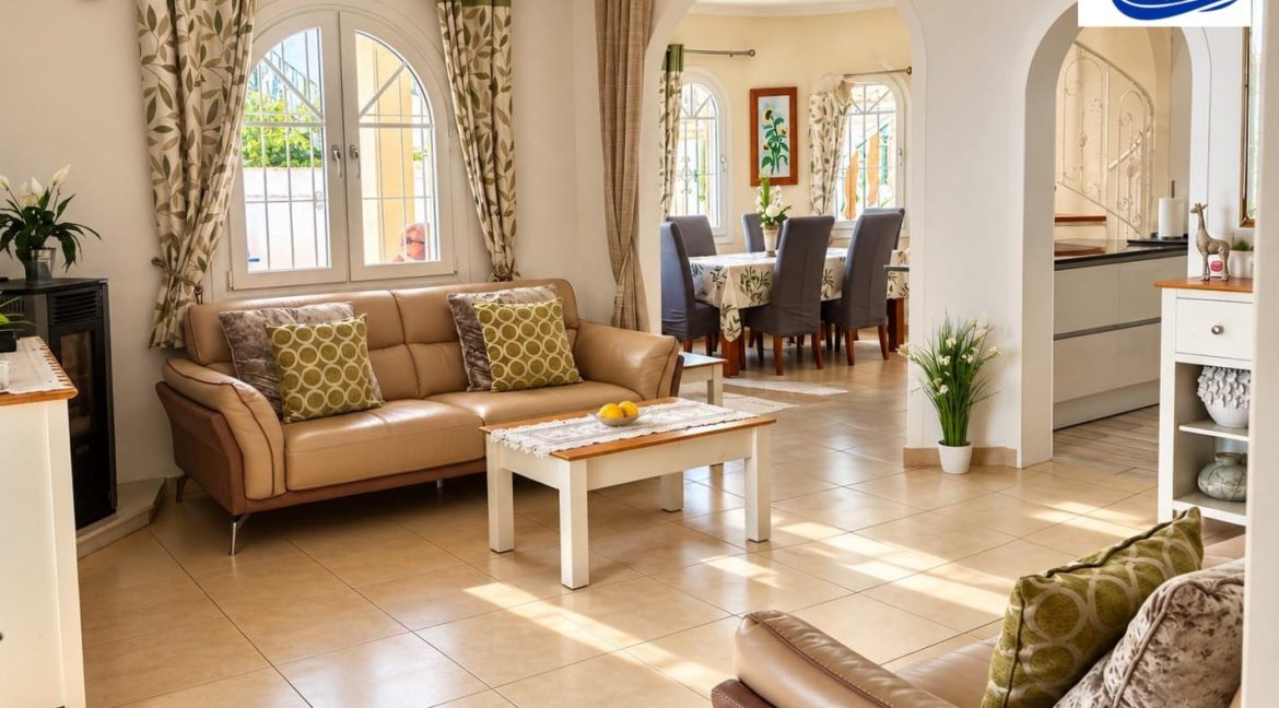 Villa For Sale In La Zenia (8)